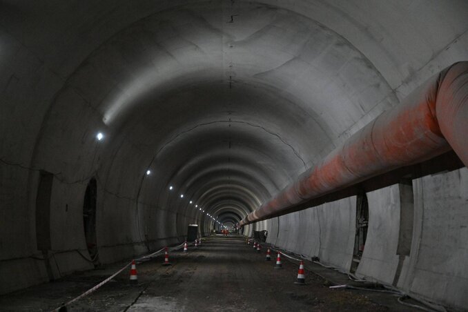 A munkálatok az alagútban megszakítás nélkül folynak (Fotó: Beta)