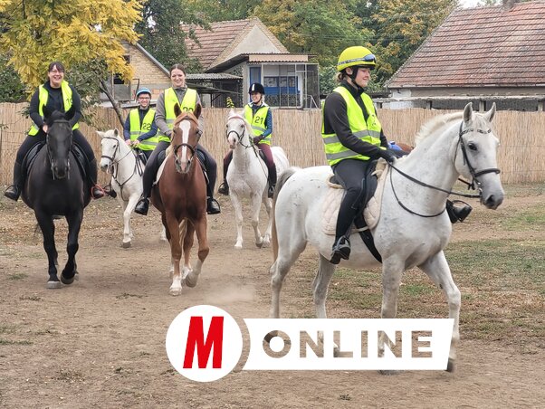Bemelegítés a megmérettetés előtt (Fotó: Lakatos János felvétele)