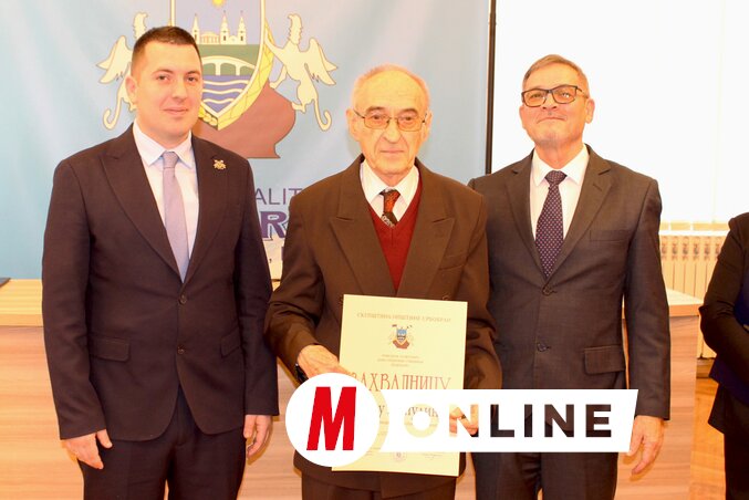 Pavle Papulin, nyugalmazott szerb nyelv és irodalom szakos tanár Köszönőlevelet kapott (Fotó: Paraczky László)