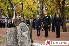 Megemlékezés a Szabadság madara szobornál palicson és közös főhajtás Szabadkán