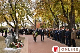 Megemlékezés a Szabadság madara szobornál palicson és közös főhajtás Szabadkán