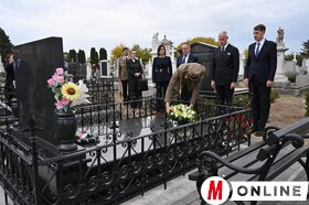 Megemlékezés a Szabadság madara szobornál palicson és közös főhajtás Szabadkán