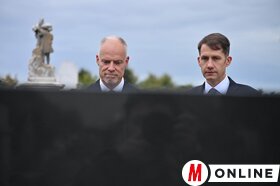 Megemlékezés a Szabadság madara szobornál palicson és közös főhajtás Szabadkán