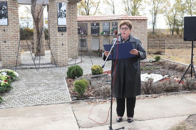 Sípos Hajnalka ünnepi beszédet mond