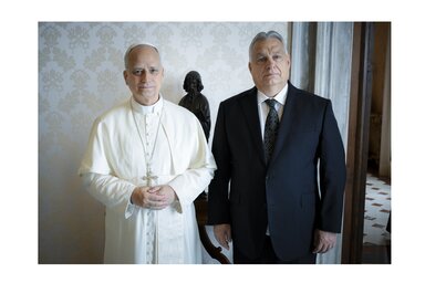 A magyar miniszterelnök közölte, hogy Magyarország háborúellenes erőfeszítéseinek támogatására kérte a Szentatyát (Fotó: MTI) A magyar miniszterelnök közölte, hogy Magyarország háborúellenes erőfeszítéseinek támogatására kérte a Szentatyát (Fotó: MTI)