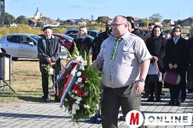 Az 1944/45-ös ártatlan magyar áldozatokra emlékeztek Csúrogon