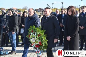 Az 1944/45-ös ártatlan magyar áldozatokra emlékeztek Csúrogon