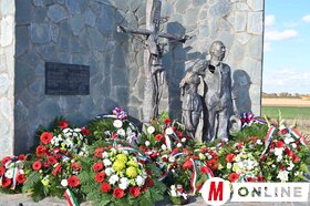Az 1944/45-ös ártatlan magyar áldozatokra emlékeztek Csúrogon