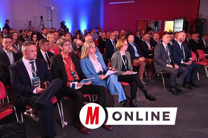 A konferencia résztvevői (Fotó: Ótos András)