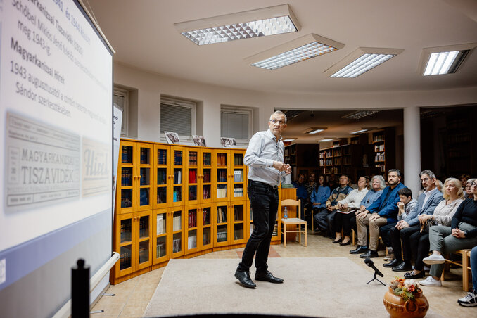 Dr. Forró Lajos vetítéssel egybekötött előadása (Fotó: Dukai Photo)