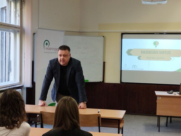 Dankó Dénes a saját tapasztalatait megosztotta a fiatalokkal/Fotó: Lukács Melinda