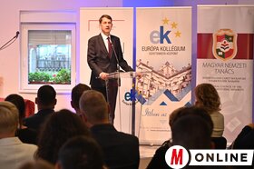 Európa kollégium gólyák elsőévesek