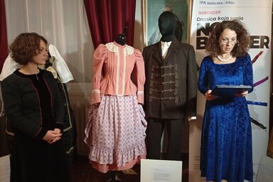 A vajdasági magyar viseletről Kormányos Katona Gyöngyi és Vázsonyi Csilla beszélt (Fotó: Vidács Hajnalka)