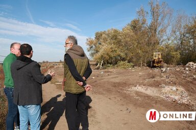 Nákófalván a településen belül is kialakítottak illegális szemétlerakóhelyeket. (Fotó: Vidács Hajnalka)