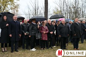 Kosztolányi Dezső mellszobrának felavatása Ludason