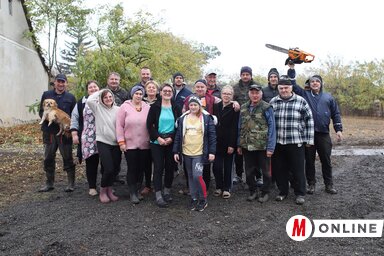 A munkaakció résztvevői (Lakatos János felvétele)