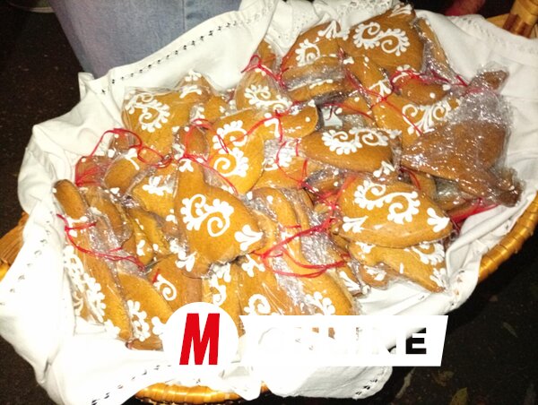 A szentmise után liba alakú mézeskalácsot vettek át a hívek