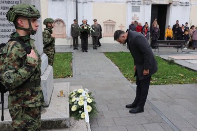 Žarko Mićin 1918. november 9-ről nagy győzelemkét beszélt, ezt a dátumot jelölte meg a város felgyorsított fejlődési folyamatának kezdeteként (Fotó: novisad.rs)