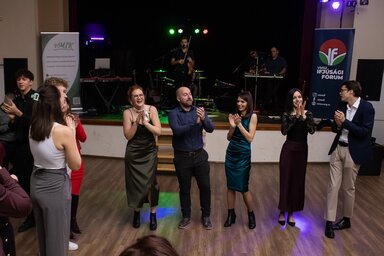 Forgás, nevetés, közösség – a Rázd meg! ifjúsági bál minden pillanata ezúttal is az összetartozást ünnepelte (Fotó: Faragó Szabolcs felvétele)