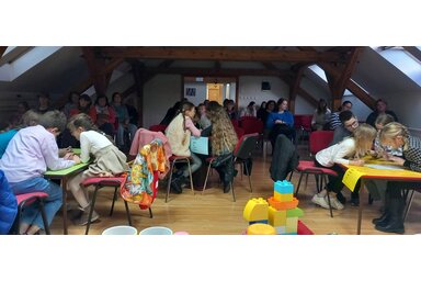 A vetélkedő feladatai és kérdései az adott irodalmi alkotáshoz kapcsolódnak. (Fotó: Óbecsei Népkönyvtár)