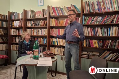 Dr. Surján Gusztáv átfogóan beszélt a helyes táplálkozás és a rendszeres testmozgás fontosságáról. (Fotó: Kállai Göblös Nikoletta)