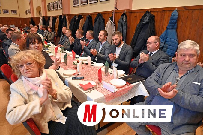 Az ünneplő közönség és közösség (Ótos András felvétele)