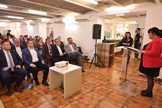 Na ovoj konferencije je bilo prisutno nešto više od 50 učesnika