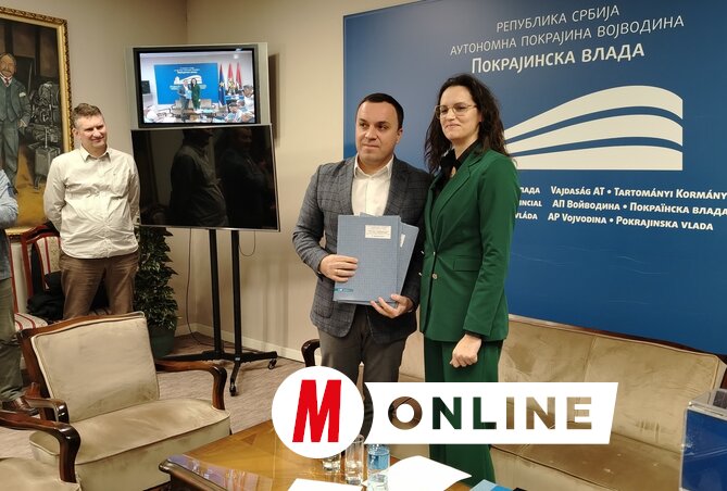 Bojana Šašić segédtitkár és Marko Marinković (Fotó: Tóth D. Lívia)