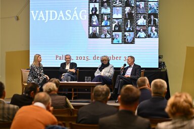 A vajdasági magyar média helyzetéről szóló beszélgetés résztvevői / Fotó: Molnár Edvárd