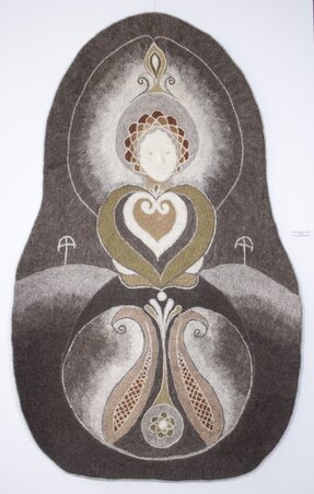 Csomortáni Gál Judith: Édesanya, boldoganya / Fotó: Az Art Kontakt Galéria (Kecskemét) katalógusából