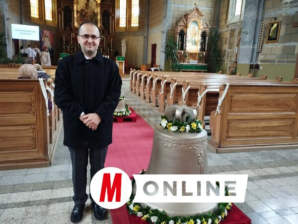 Simovics Balázs már 12 éve az alsóvárosi templom életének egyik meghatározó alakja (Fotó: Kancsár Izabella felvétele)