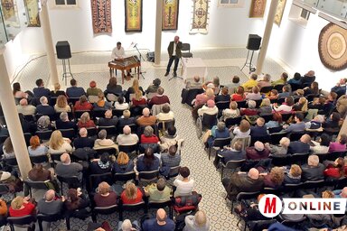 Rengetegen voltak kíváncsiak Berecz András és Szabó Dániel előadására (Gergely Árpád felvétele)