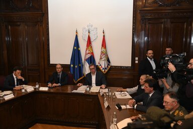 Az államfő hangsúlyozta, nincs ok aggodalomra, mivel minden szükséges lépést megtettek a földgáz- és kőolajszármazékokkal való ellátás legfontosabb rendszereinek fenntartása érdekében (Beta)