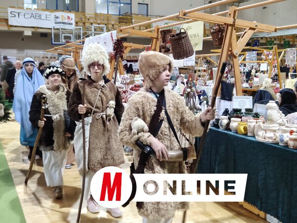 A zentai betlehemezők felvonulása (Fotó: Horváth Zsolt)