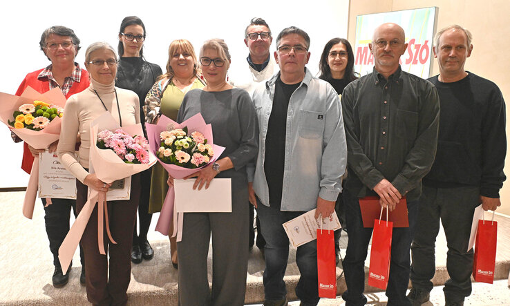 A jubiláló munkatársak (Ótos András felvétele)