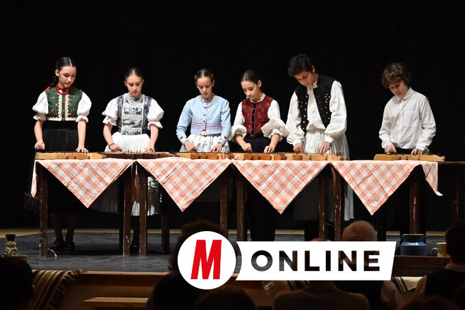 A Pörgető citerazenekar (Ótos András felvétele)