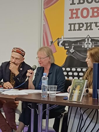 Öt műfordításkötetét mutatták be / Facebook/Kovács Jolánka