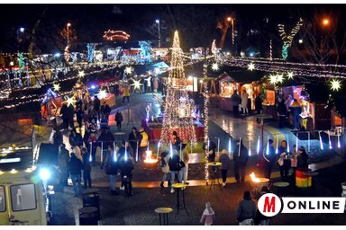Bárhol forduljon is meg az ember így advent idején, mindenhol ünnepi hangulat fogadja (Fotó: Gergely Árpád)