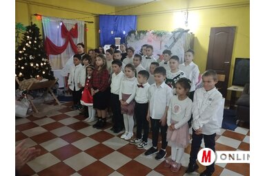 Az óbecsei Lurkóház védencei minden évben nagy örömmel készülnek a karácsonyi műsorra (Fotó: Kancsár Izabella felvétele)