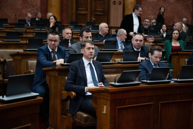 A VMSZ köztársasági képviselőinek egy csoportja (Fotó: Beta)