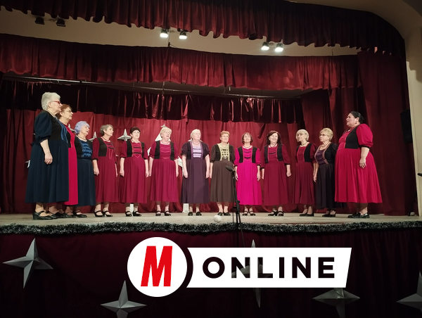 A Dúdoló énekcsoport előadásában moholi angyali vigasságot hallhatott a közönség (Kancsár Izabella felvétele)