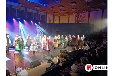 A Cirkalom együttes fellépése (Fotó: Kazinczy Paszterkó Diana)