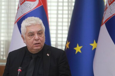 A tárcavezető szerint tévednek azok, akik azt állítják, hogy a blokádolóknak nincs politikájuk, de azok is, akik szerint az egyes pártoknak önálló politikájuk lenne (Fotó: Beta)