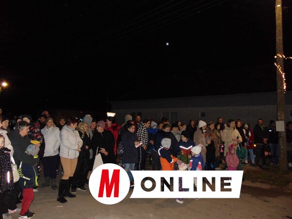 Rengetegen összejöttek (Vidács Hajnalka felvétele)