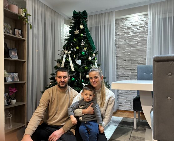 Hodonicki család, Szenttamás: „Kívánunk Neked és szeretteidnek békés, boldog karácsonyt, tele szeretettel és egészséggel.”