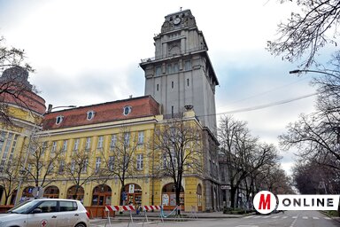 Novac iz republičke tekuće budžetske rezerve biće iskorišćen za sveobuhvatnu renovaciju kule gradske kuće u Senti (fotografija Arpada Gergelja)