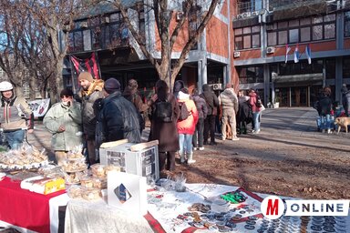 A tiltakozó egyetemisták a rendkívüli parlamenti választások kiírását követelik (Fotó: Szeli Balázs felvétele)