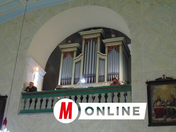 Dangl Antal aradi orgonakészítő műhelyéből 1844-ben érkezett meg az új hangszer a Szent Ágota szűz és
vértanú római katolikus plébániatemplomban/Vidács Hajnalka felvétele