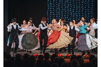 A Szikra tánccsoport tavaly sokfelé eljutott (Herédi Krisztián fotója)