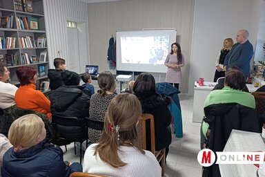 Plohl Krisztina ismertette a fiókkönyvtár terveit (Fotó: Kazinczy Paszterkó Diana felvétele)